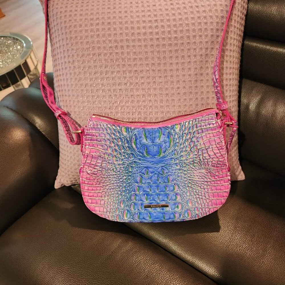 Beautiful Brahmin crossbody